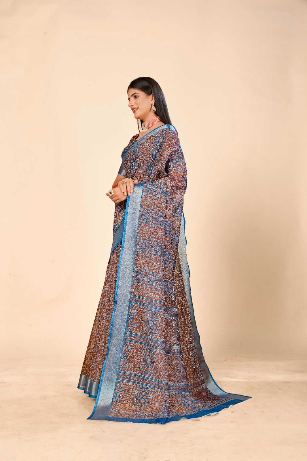 Graceful Coffee Cotton Linen Saree with Digital Print Design