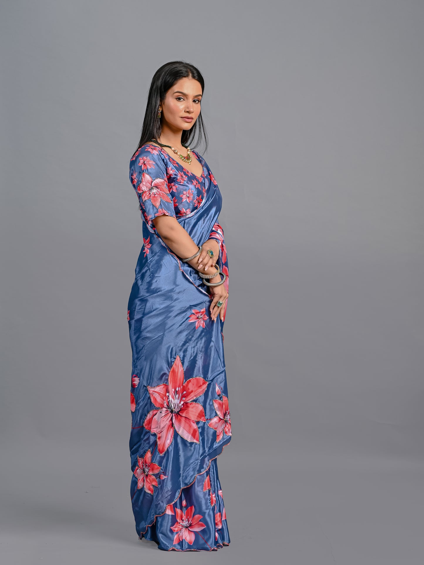 Elegant Bloom Floral Poli Chinon Saree